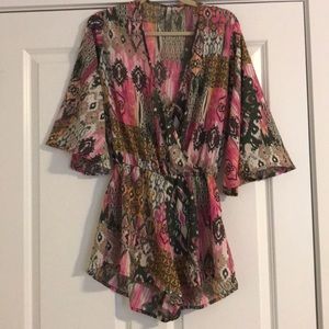 Elan Pink bell sleeve Romper (M)